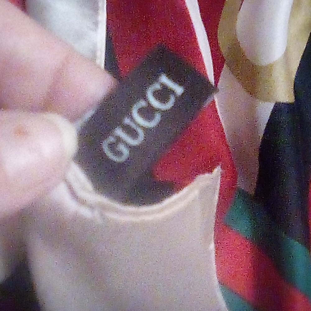 Gucci Striped Scarf/ shawl - Picture 4 of 8
